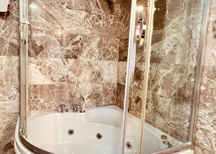 מלון The Park Taksim 4*